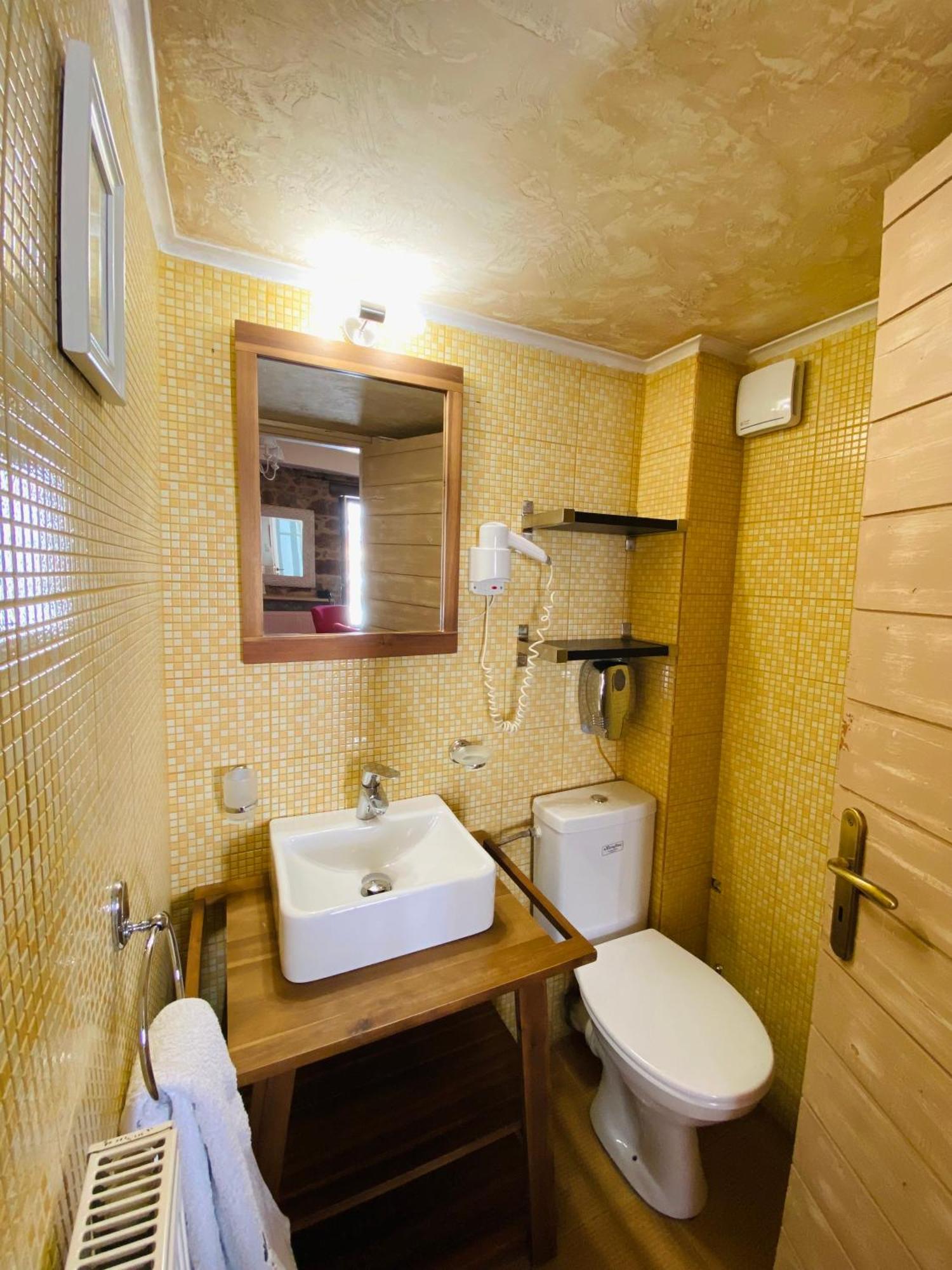 Alexandros Guesthouse Arachova Exterior photo